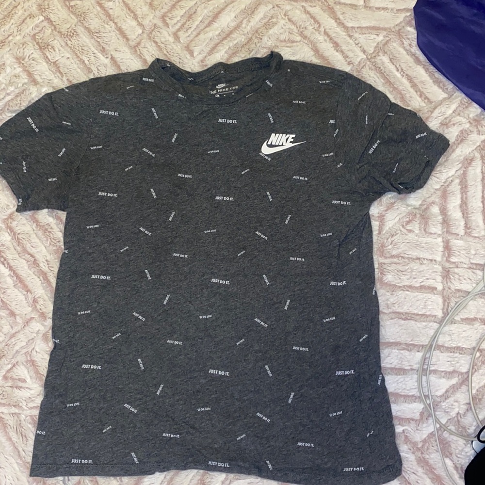 Unisex nike shirt